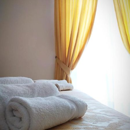 Hotel La Pace Баньо-ди-Романья Экстерьер фото